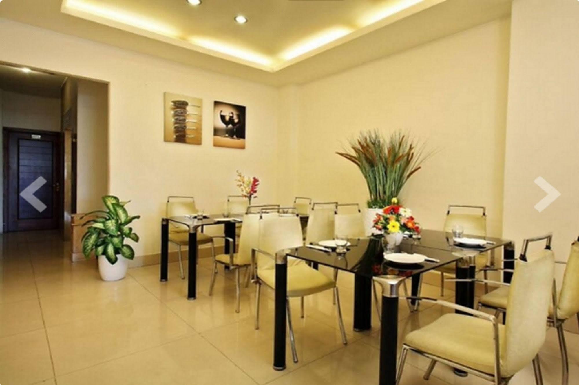 Ben Thanh Market - Hotel Premium Thành Pho Ho Chí Minh Esterno foto
